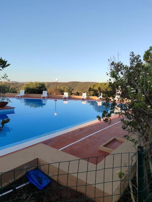 Villetta Gabri, Palau Bagian luar foto